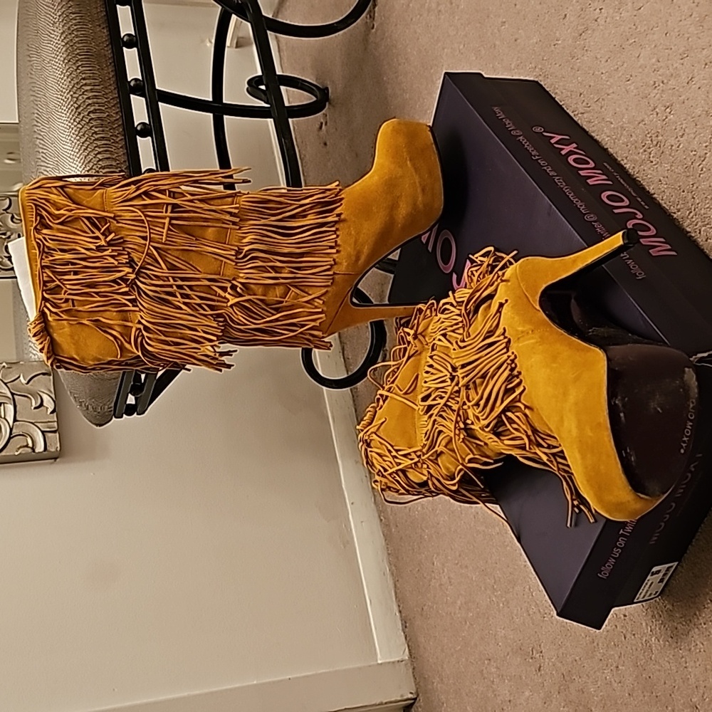 MOJO MOXY MUSTARD KNEE HIGH FRINGE PLATFORM BOOTS - Picture 4 of 5